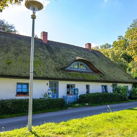 Ferienhaus Lütt Stuuv Am Dorfanger *